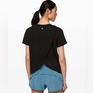 Lululemon Quick Pace Short Sleeve in Black